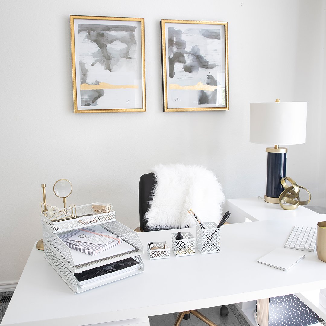 Design Your Dream Desk with Customizable Desk Accessories