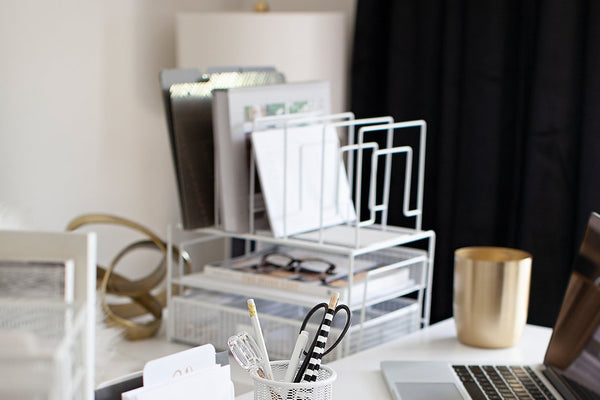 Cute Desk Decor Ideas for a Productive 2026