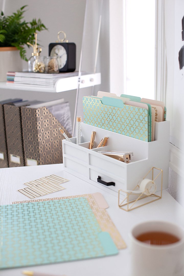 Desk Accessories for Teachers: desk accessories for teachers that organize