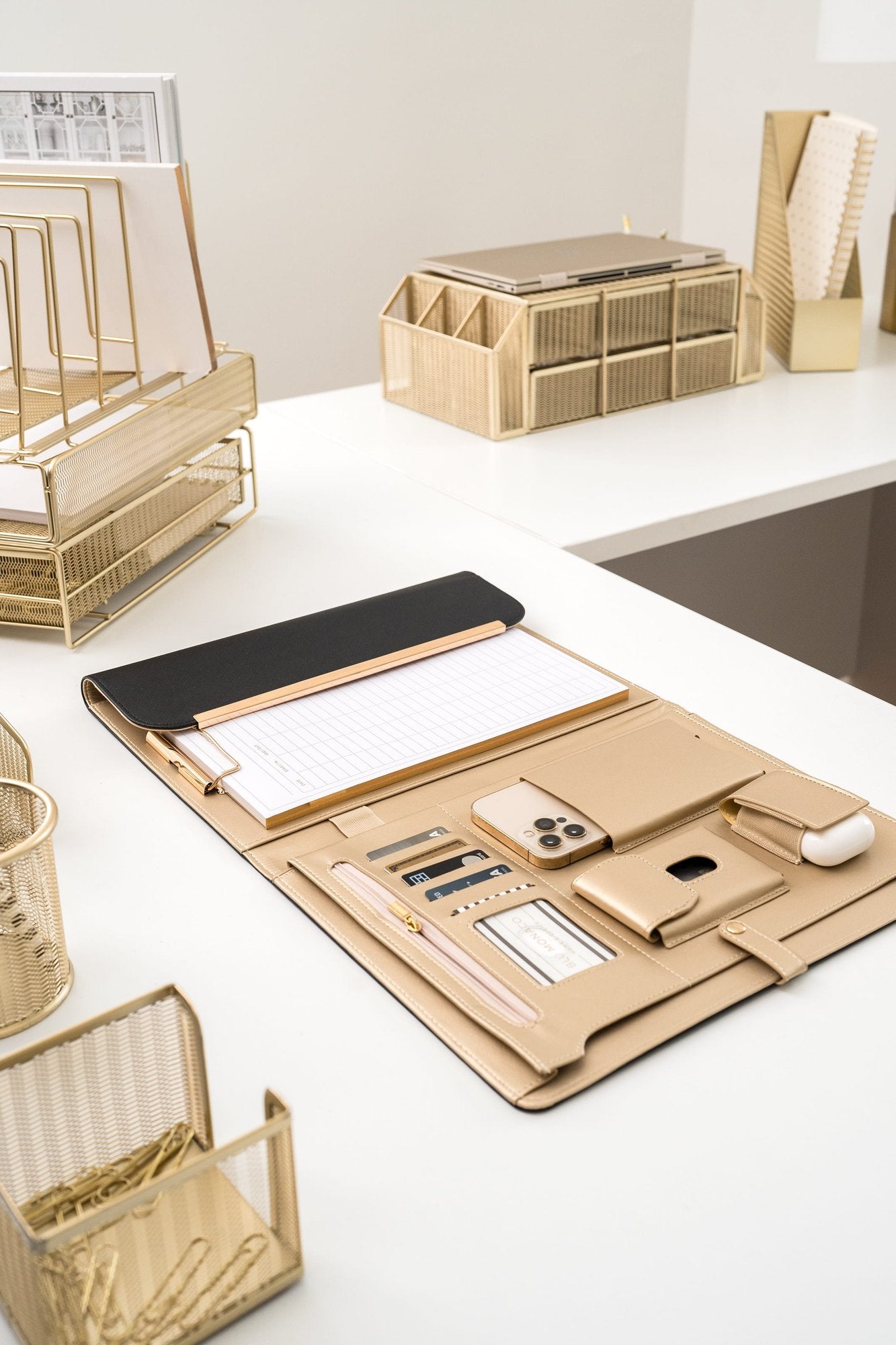 How to Sort Files: Your Guide to a Clutter-Free Desk