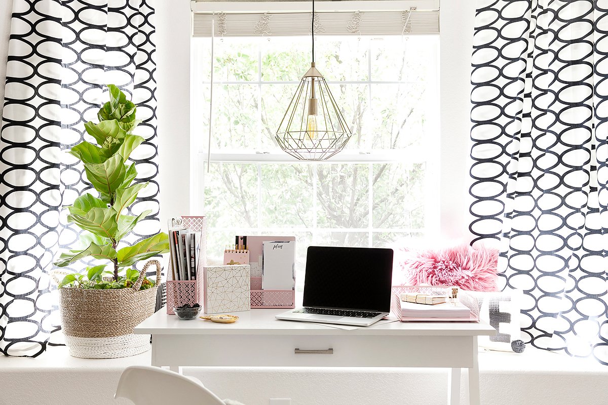 Declutter With Stylish Magazine Organizers