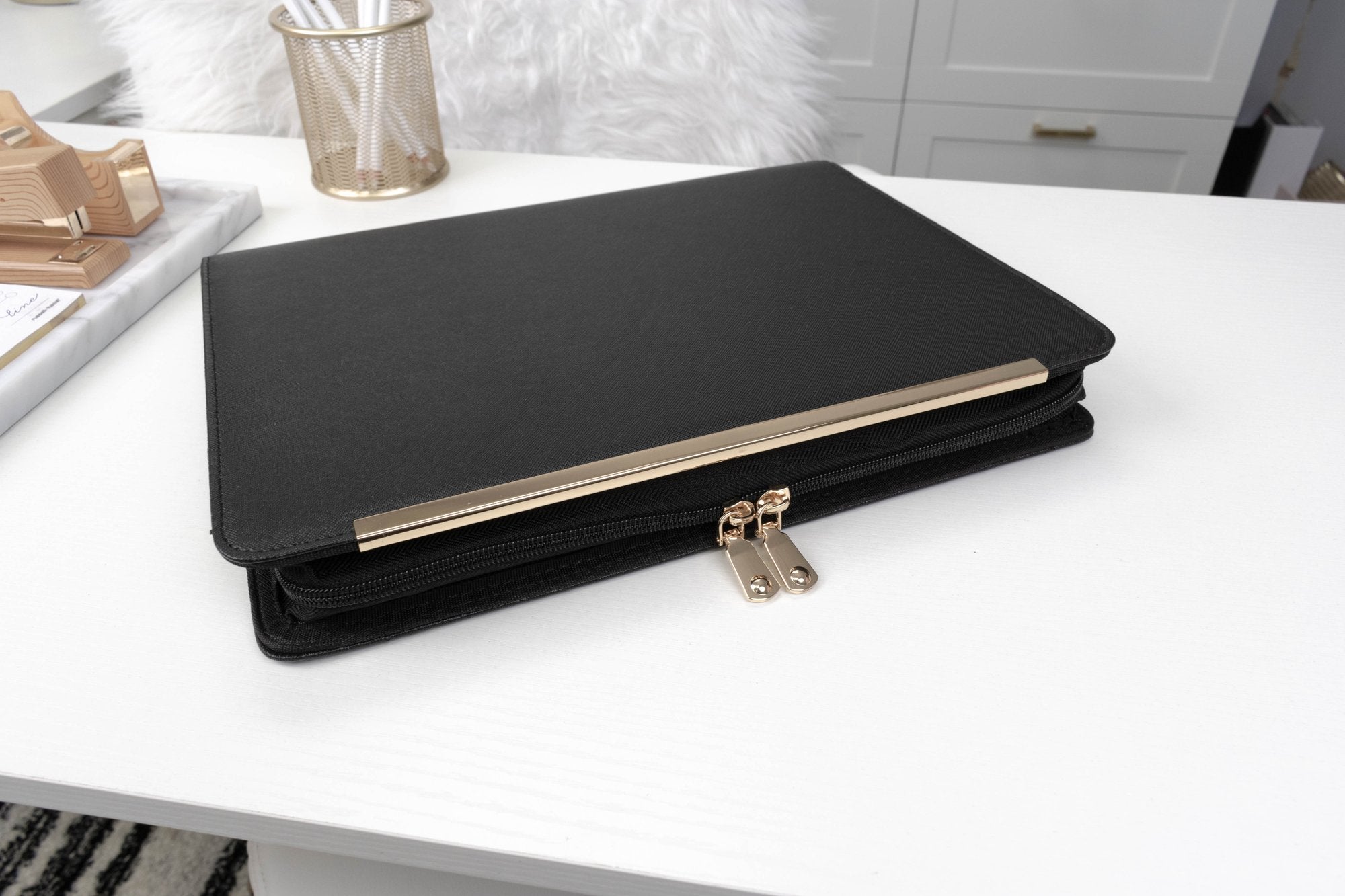 Essential Padfolio Tips to Elevate Your Professional Style