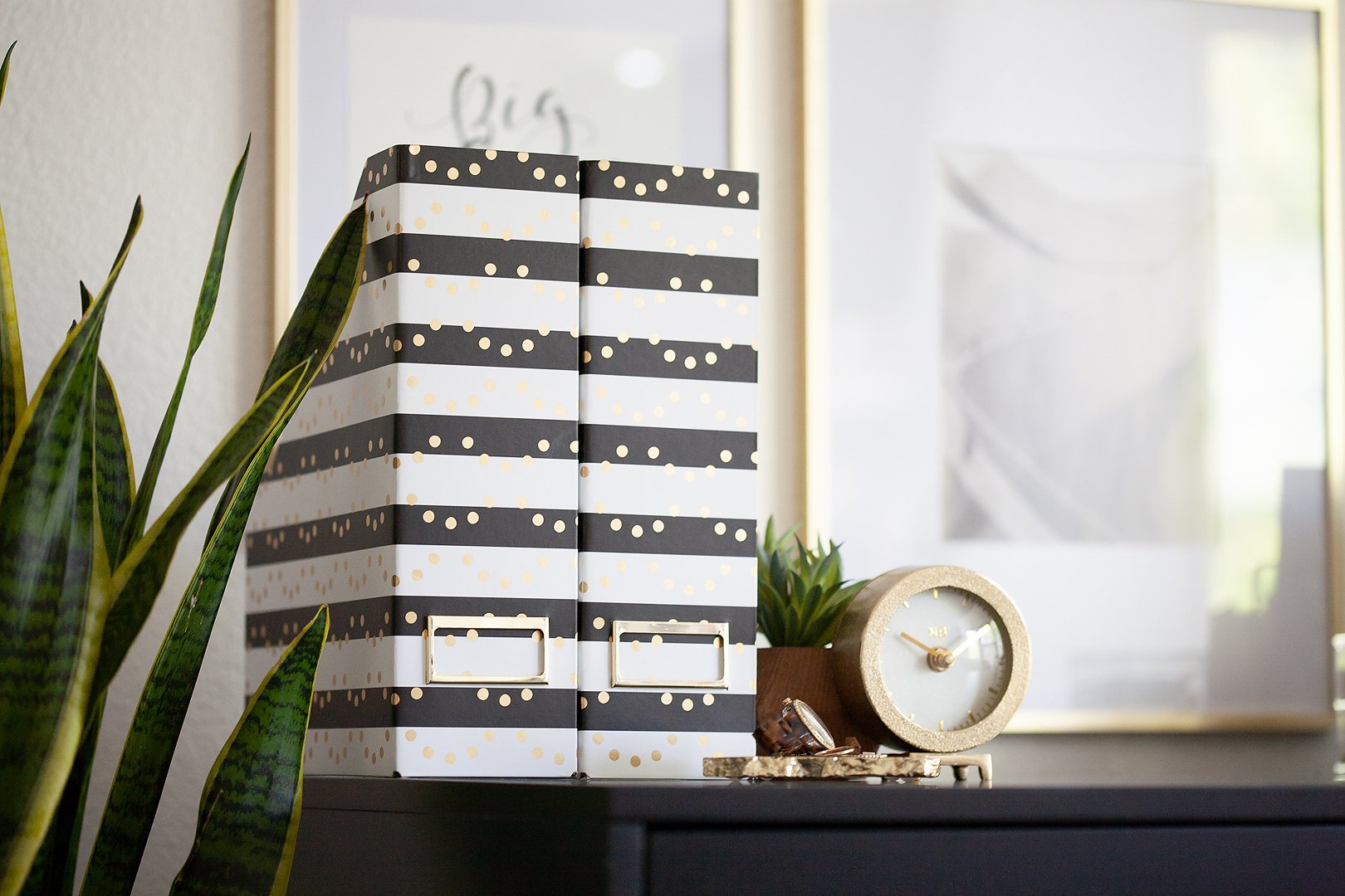 Small Home Office Organization: Maximize Space and Boost Productivity