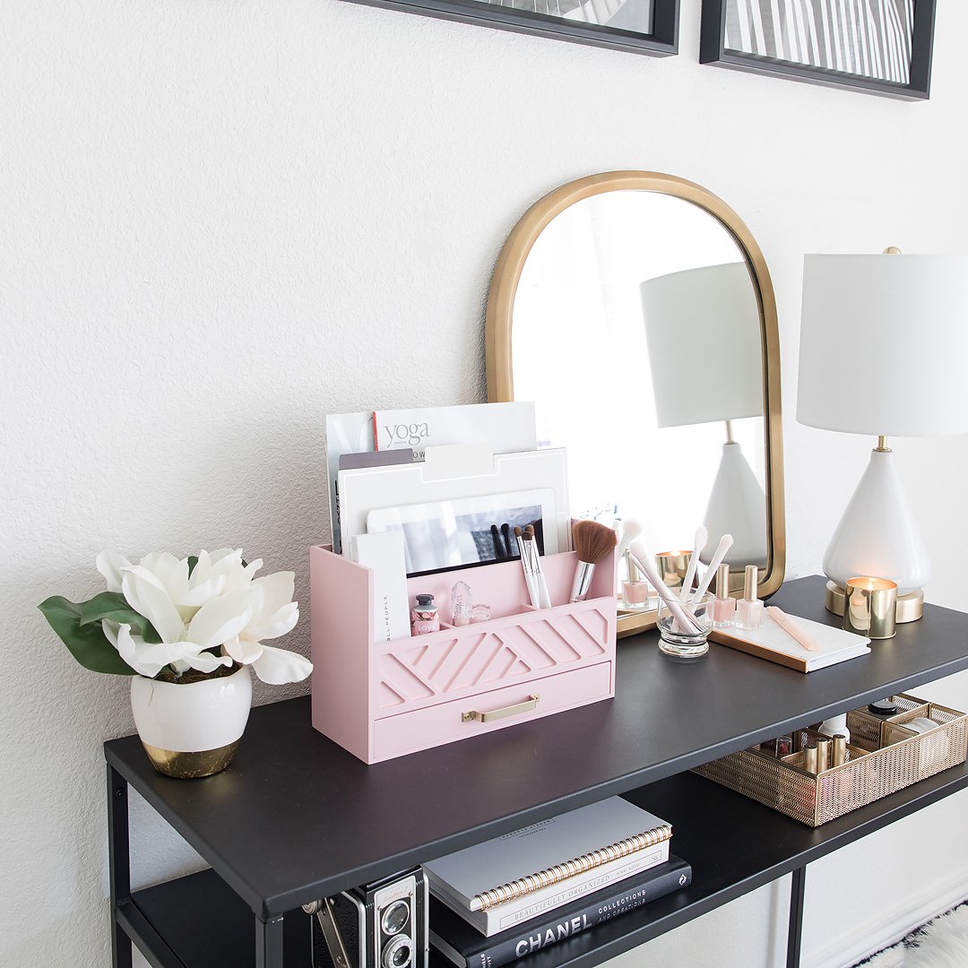 Small Space Study Table Ideas