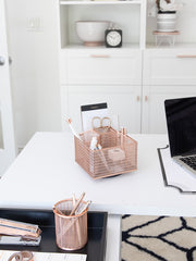 Load image into Gallery viewer, Rose Gold Rotating Pen Cup - Pencil Cup
